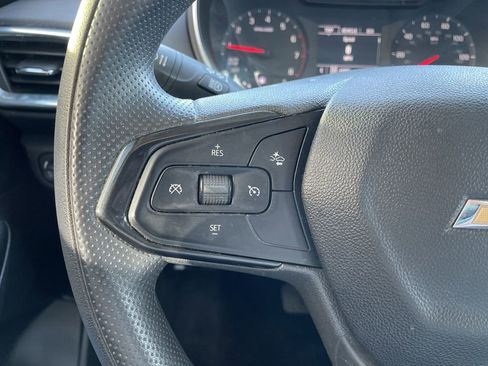 Used 2023 Chevrolet TrailBlazer LT w/ Convenience Package AWD/4WD image 24