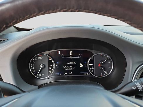 Used 2024 Buick Enclave Premium image 22