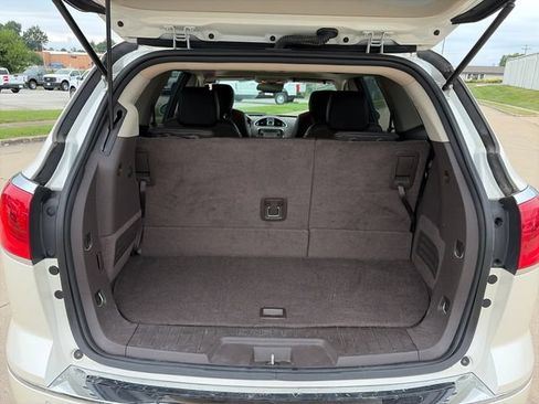 Used 2014 Buick Enclave Leather FWD image 28