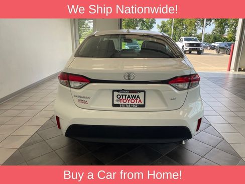 Used 2025 Toyota Corolla LE FWD image 6