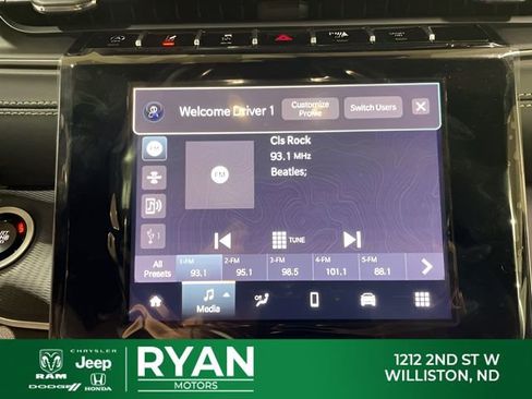 New 2026 Jeep Grand Cherokee Laredo X AWD/4WD image 19