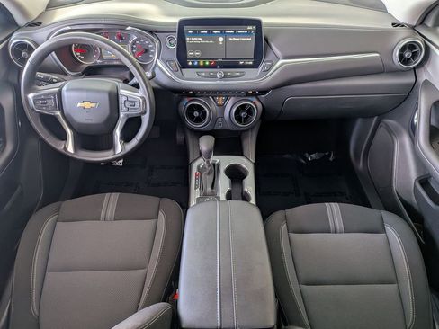 Used 2025 Chevrolet Blazer LT FWD image 28