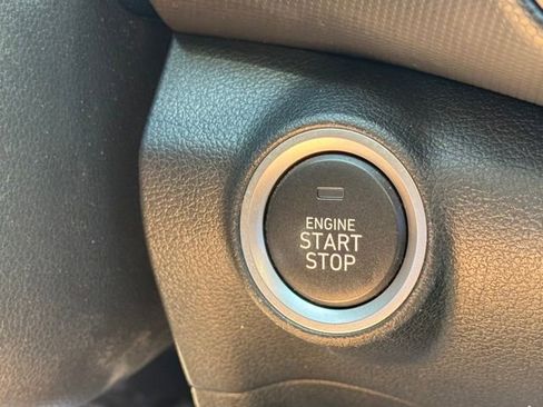Used 2022 Hyundai Kona SEL w/ Convenience Package FWD image 18