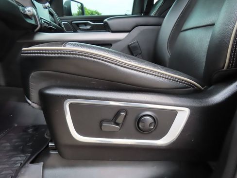 Certified 2022 RAM 1500 Laramie AWD/4WD image 8