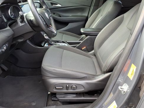 Used 2022 Buick Encore GX Preferred w/ Cold Weather Comfort Package image 15