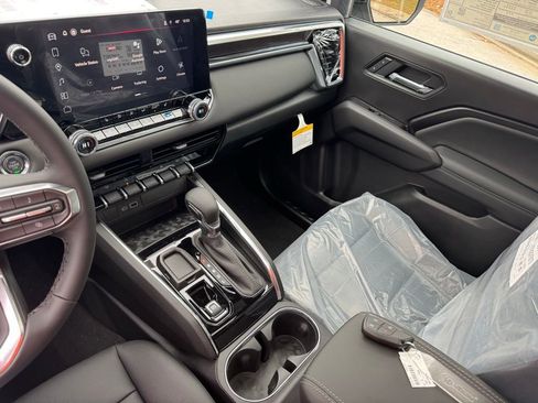 New 2026 GMC Canyon Elevation w/ Convenience Package image 30