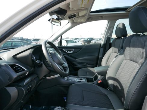 Certified 2023 Subaru Forester Premium image 32