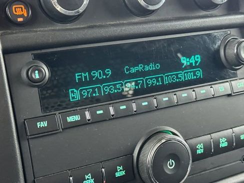 Used 2023 GMC Savana 2500 w/ Driver Convenience Package image 23