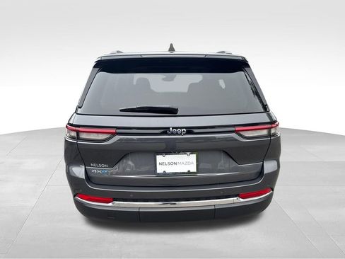 Used 2022 Jeep Grand Cherokee Limited 4xe AWD/4WD image 6