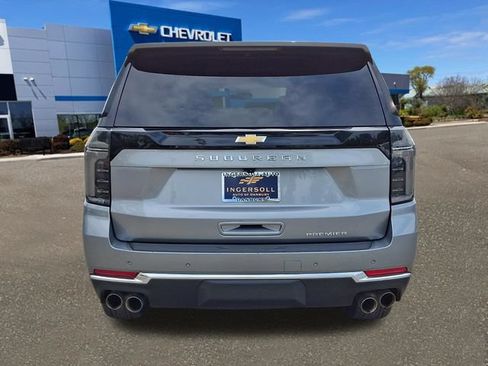 Used 2025 Chevrolet Suburban Premier AWD/4WD image 24