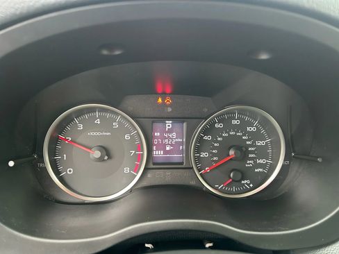 Used 2017 Subaru Crosstrek 2.0i Premium image 13