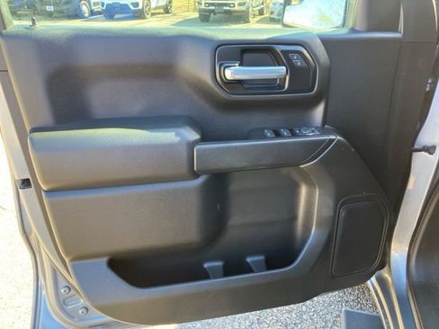 Used 2021 Chevrolet Silverado 1500 Custom AWD/4WD image 17