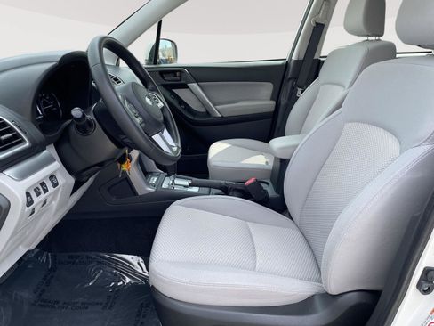 Used 2017 Subaru Forester 2.5i Premium AWD/4WD image 23