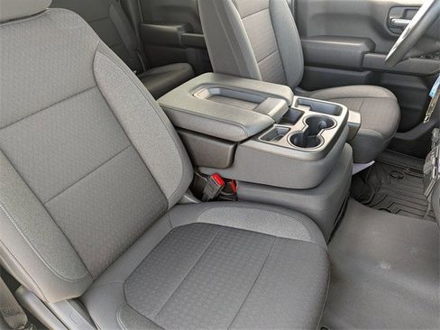 Used 2023 Chevrolet Silverado 2500 Custom w/ Custom Value Package image 11