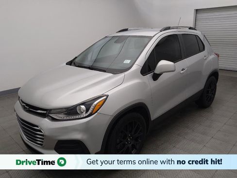 Used 2021 Chevrolet Trax LT w/ Sport Edition FWD image 1