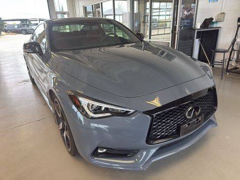 Used 2022 INFINITI Q60 Red Sport 400 w/ Cargo Package image 2