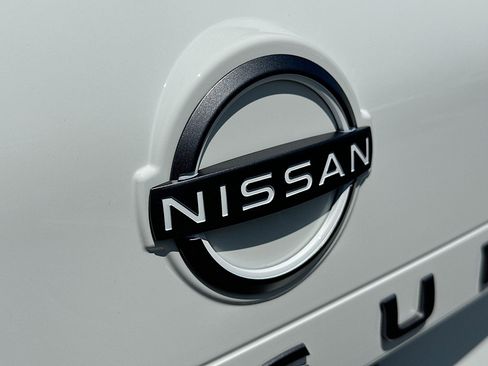 New 2025 Nissan Rogue S image 18