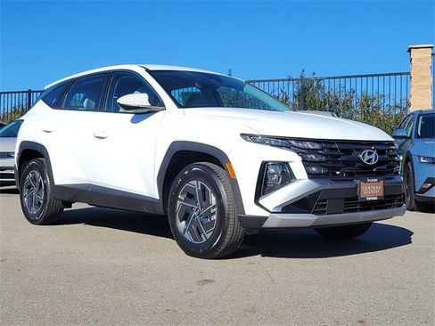 New 2026 Hyundai Tucson Blue SE image 29