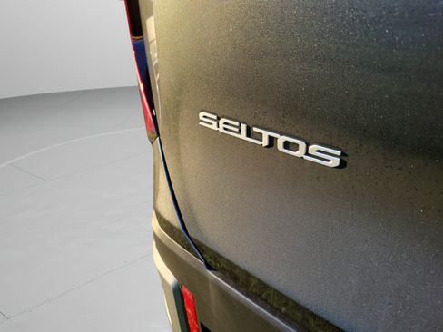New 2027 Kia Seltos EX FWD image 7