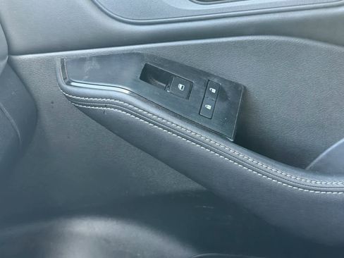 Certified 2023 Nissan Rogue SV w/ SV Premium Package image 11