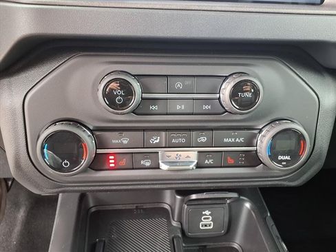 New 2026 Ford Bronco Big Bend AWD/4WD image 10