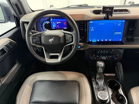 Used 2023 Ford Bronco Wildtrak AWD/4WD image 33