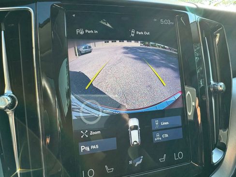 Used 2019 Volvo XC60 T6 Momentum w/ Protection Package Premier image 19