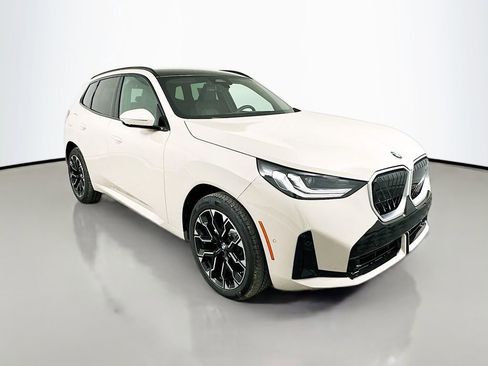 Used 2025 BMW X3 xDrive30i w/ M Sport Package image 3