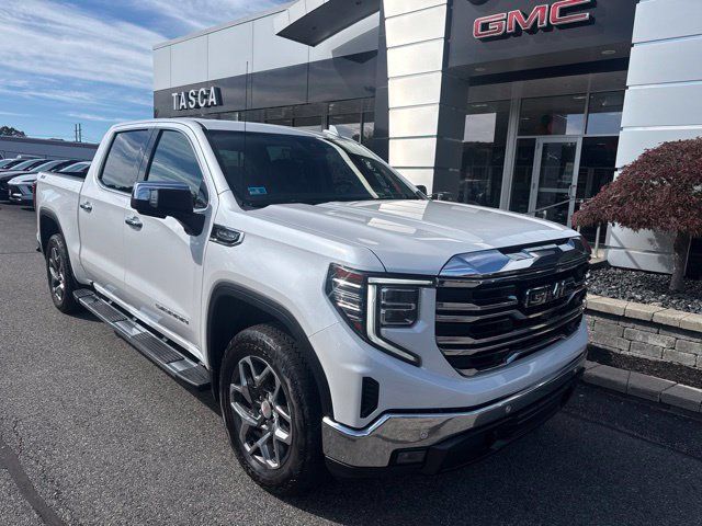 Used 2023 GMC Sierra 1500 SLT w/ SLT Premium Plus Package AWD/4WD image 1