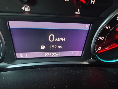 Used 2019 Chevrolet Equinox Premier FWD image 20
