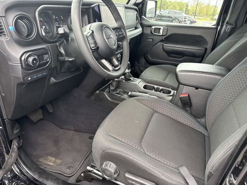 Used 2025 Jeep Wrangler Unlimited Rubicon 4xe w/ Safety Group image 18