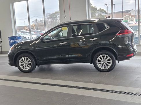 Used 2019 Nissan Rogue SV AWD/4WD image 8