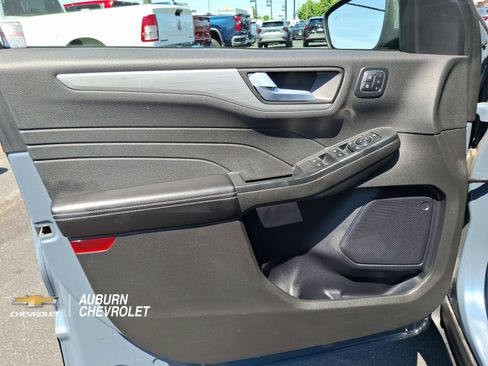 Used 2024 Ford Escape Platinum AWD/4WD image 17