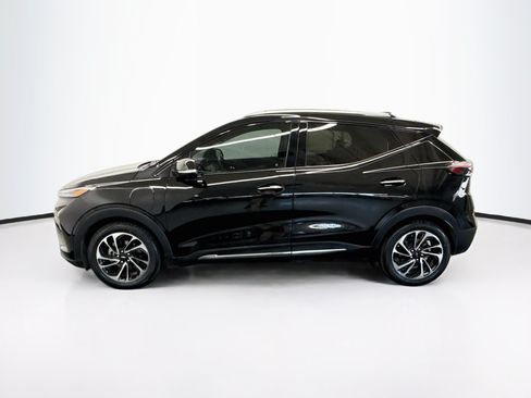 Used 2023 Chevrolet Bolt EUV Premier FWD image 4