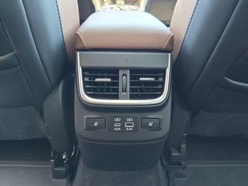 Used 2024 Subaru Outback Touring XT AWD/4WD image 31