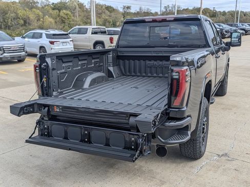 New 2026 GMC Sierra 2500 AT4 w/ AT4 Premium Plus Package image 13