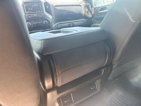Used 2019 Chevrolet Silverado 1500 Custom Trail Boss w/ Custom Convenience Package AWD/4WD image 26