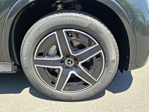 New 2025 Mercedes-Benz GLC 300 4MATIC image 8
