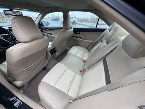 Used 2012 Toyota Camry XLE image 11