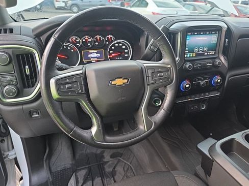 Used 2021 Chevrolet Silverado 1500 LT RWD image 16
