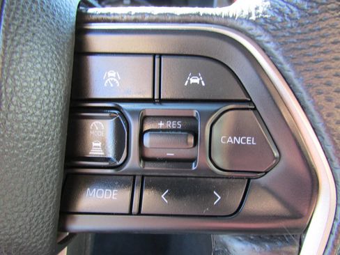 Used 2024 Toyota Tacoma TRD Sport image 27