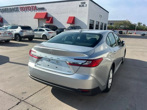 Used 2025 Toyota Camry LE FWD image 4
