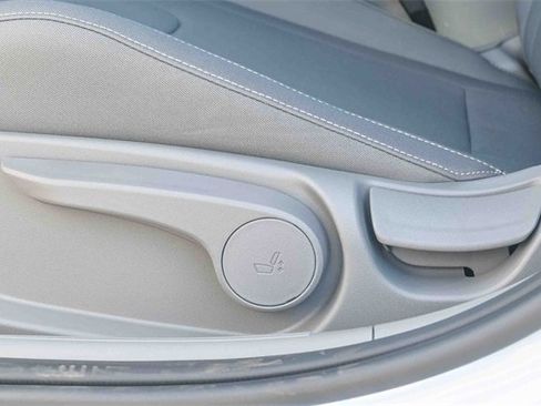 New 2026 Hyundai Elantra Sport image 23