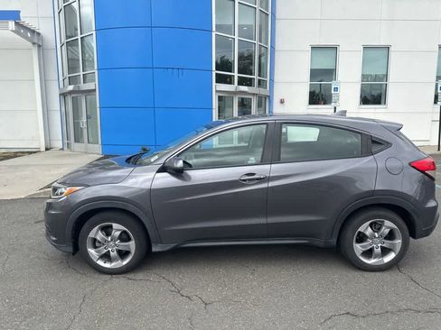 Used 2022 Honda HR-V LX image 2
