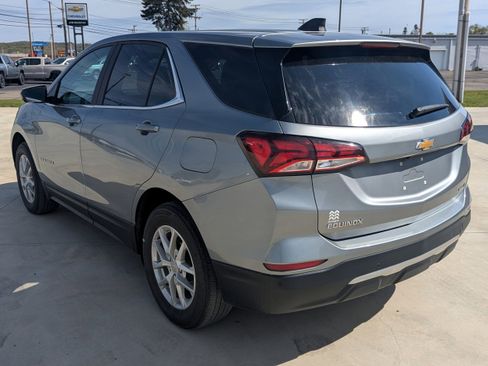 Used 2023 Chevrolet Equinox LT AWD/4WD image 2