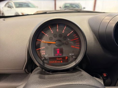 Used 2016 MINI Cooper Countryman Base image 16