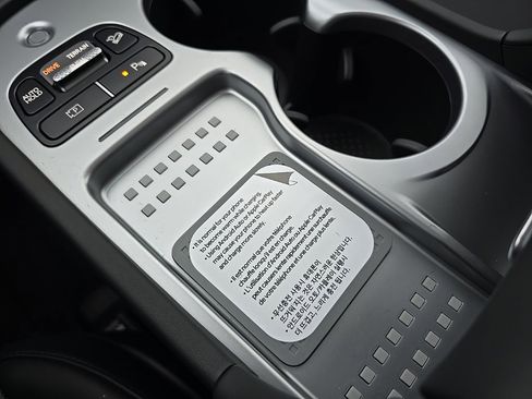 Certified 2026 Hyundai Ioniq 9 Limited image 19