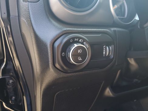 Used 2023 Jeep Gladiator Sport AWD/4WD image 20