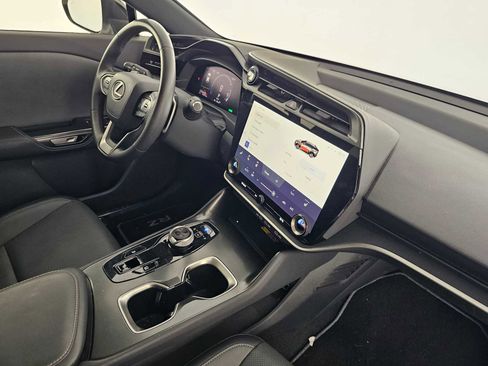 Used 2025 Lexus RZ 300e w/ Accessory Package (P5) FWD image 11