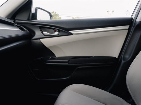 Used 2018 Honda Civic LX image 21